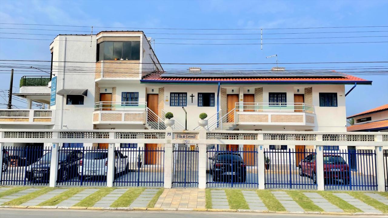 Vila Lorenzi & Apartamentos 우바투바 외부 사진